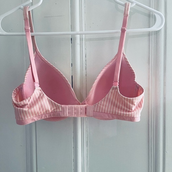 VICTORIA Secret Pink & White Bras - Picture 9 of 10